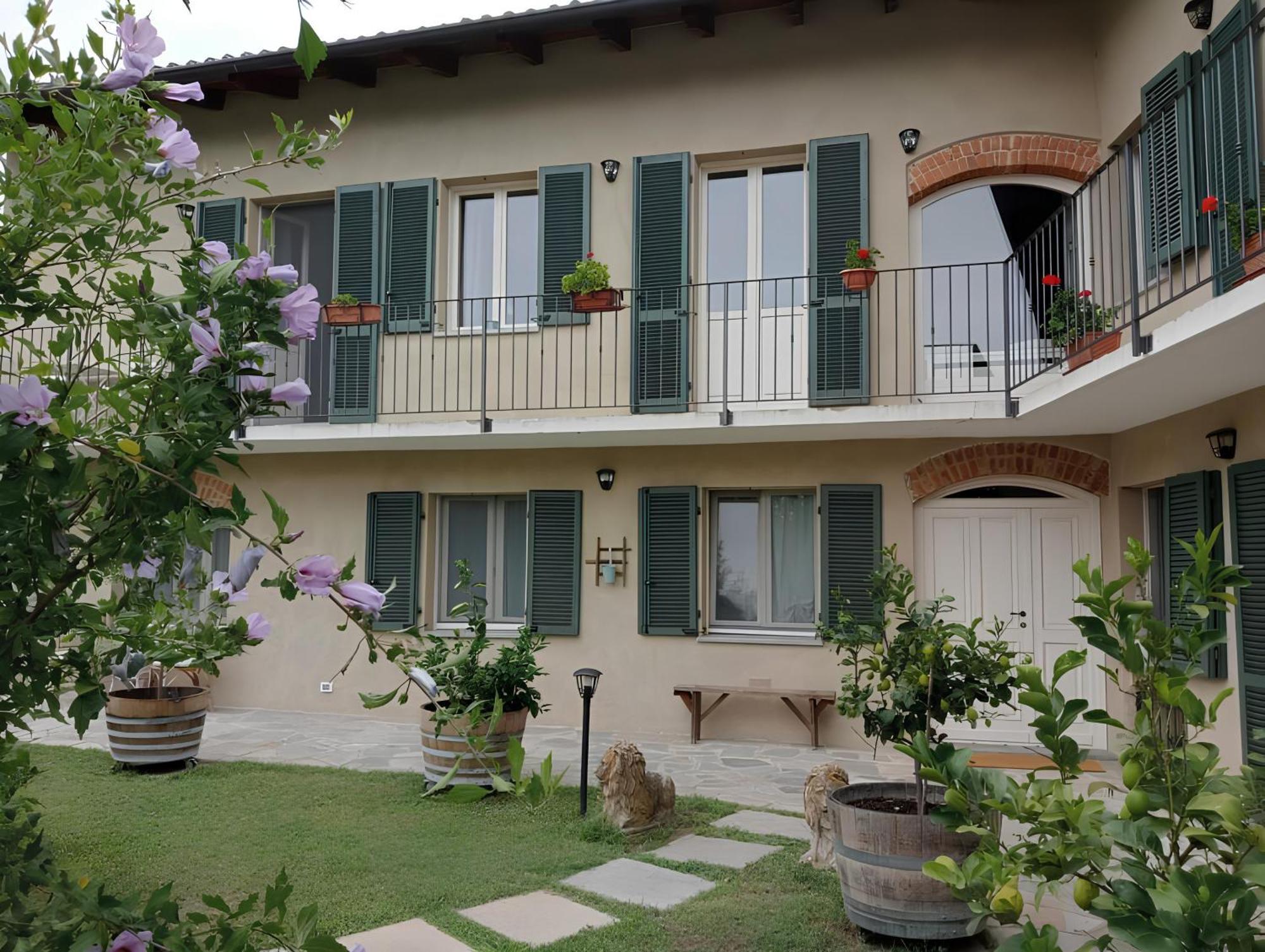 Cascina Spazio Indaco Castagnole Monferrato ภายนอก รูปภาพ