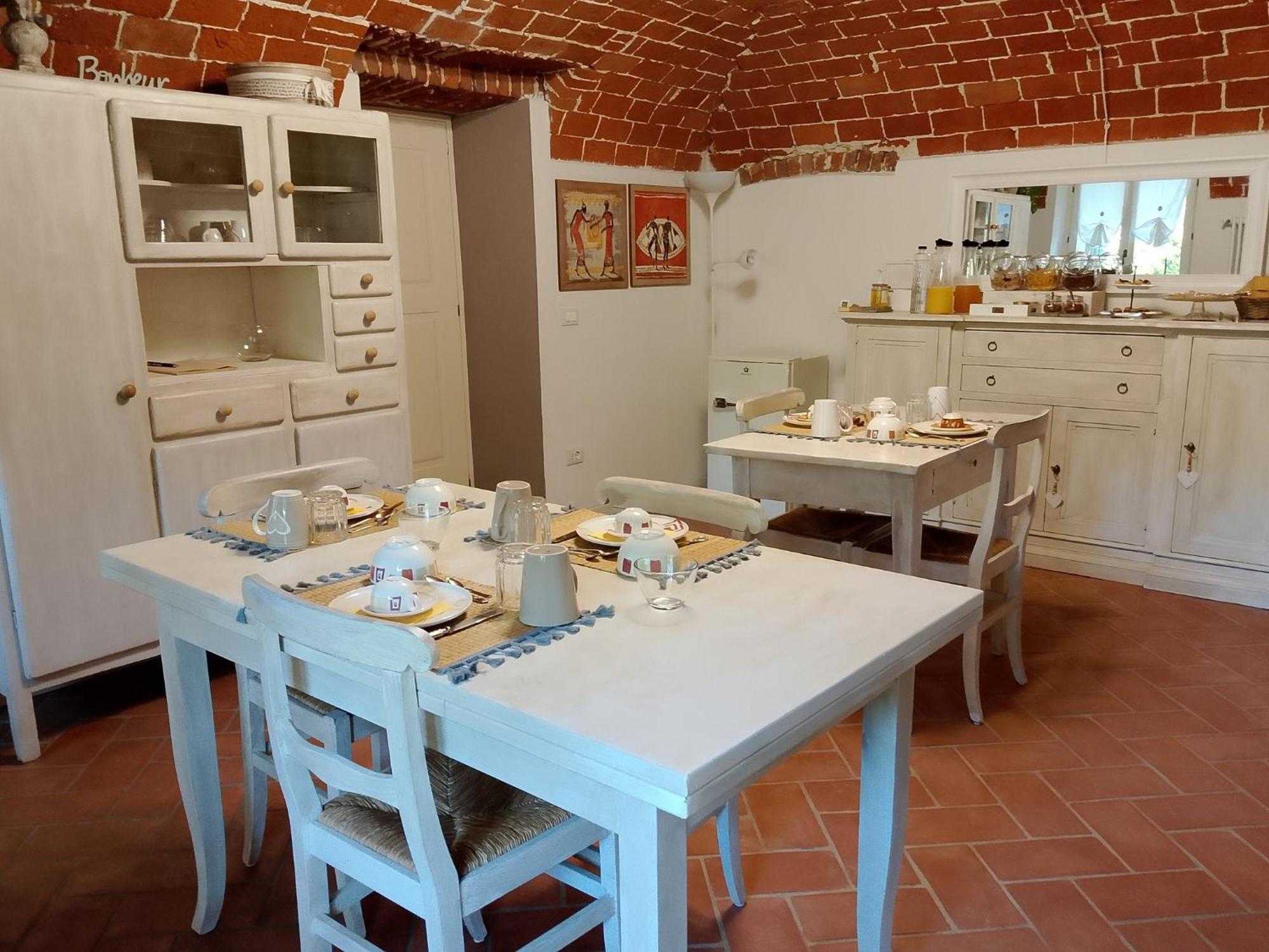 Cascina Spazio Indaco Castagnole Monferrato ภายนอก รูปภาพ